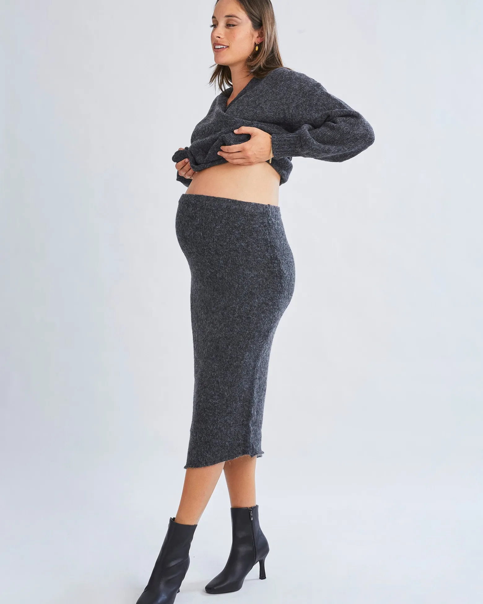 Amélie's Enchanting Allure Asymmetrical Knit Midi Skirt -Charcoal