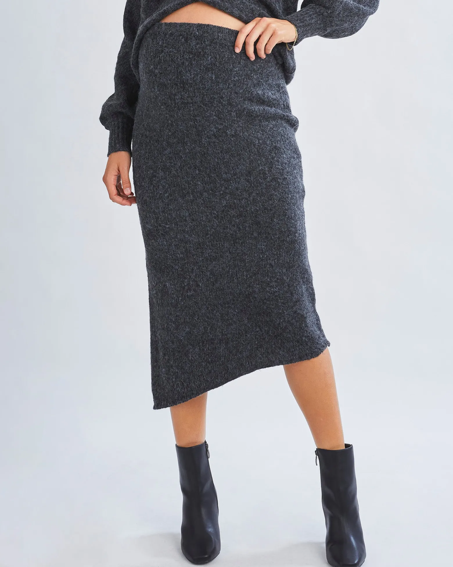 Amélie's Enchanting Allure Asymmetrical Knit Midi Skirt -Charcoal