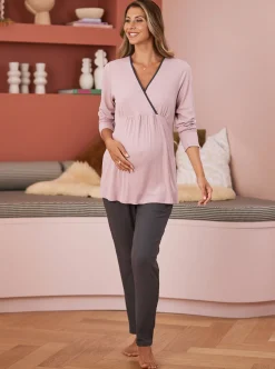 2-piece Maternity/Nursing Loungewear Set in Pink/Grey