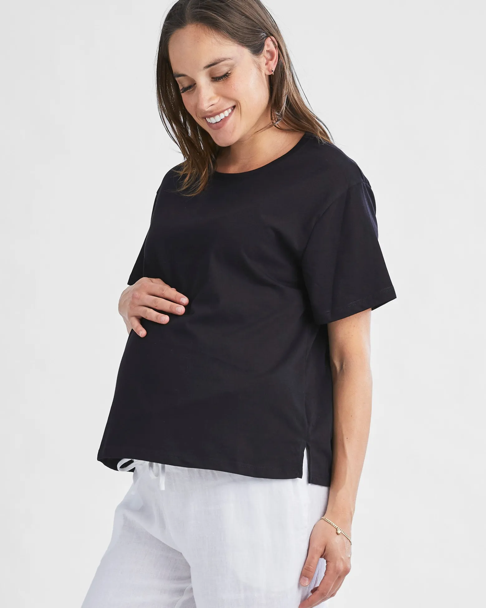 Versatile and Comfortable Maternity Cotton Tee in Black